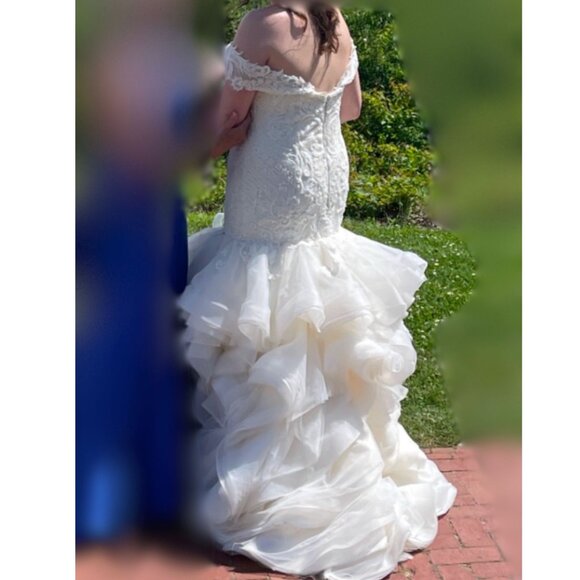 Wedding Dress - ZAKAA Couture, Mermaid Style - Picture 4 of 13